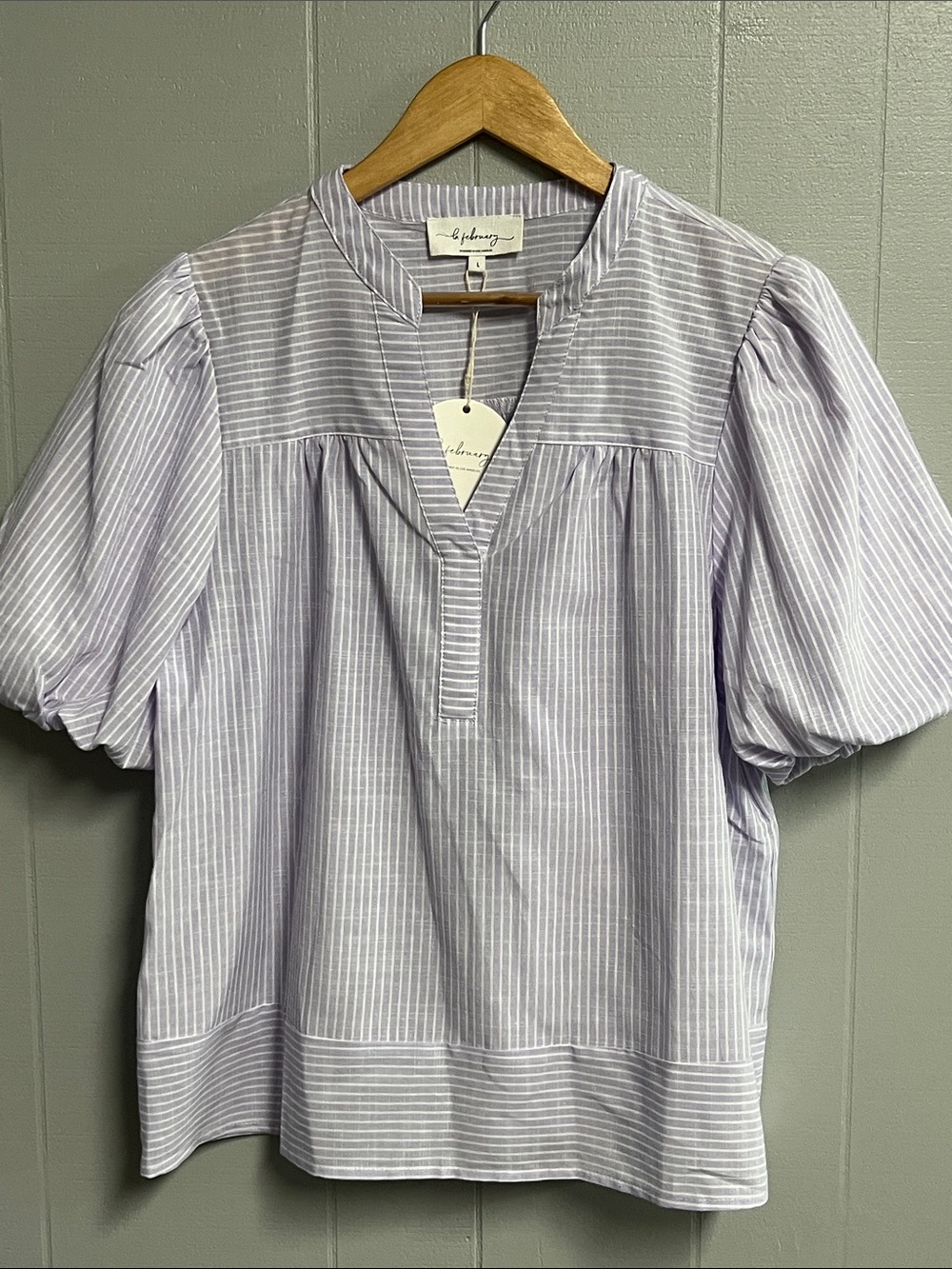 NWT In February Top Blouse Shirt Large Lavendar